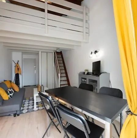 Le Bel Ami Proche Pontaillac, 3 Pers, Proximite Centre, Plage, Commerce Appartamento